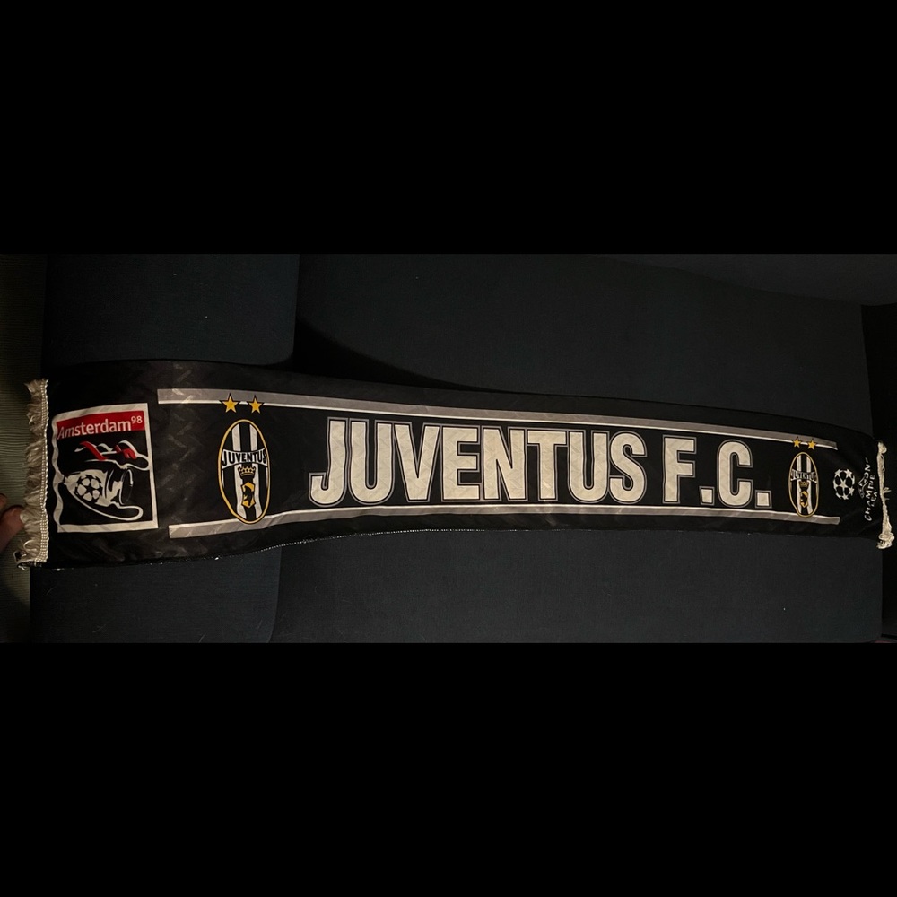 Vintage Juventus Scarf - Amsterdam ‘98